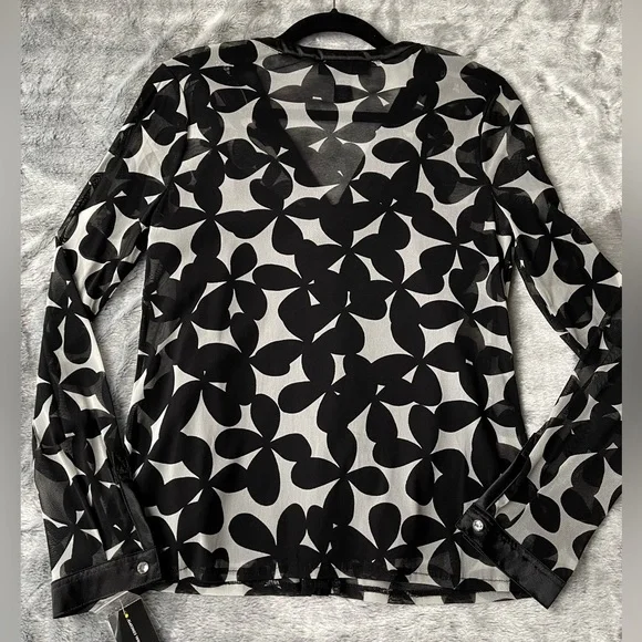 INC International Concepts 2-piece Blouse with Cami in Black and White - Picture 7 of 8